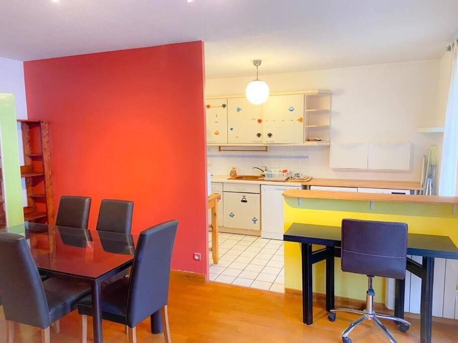 2 Chambres, Balcon, Parking Gratuit - Wifi Appartement Grenoble